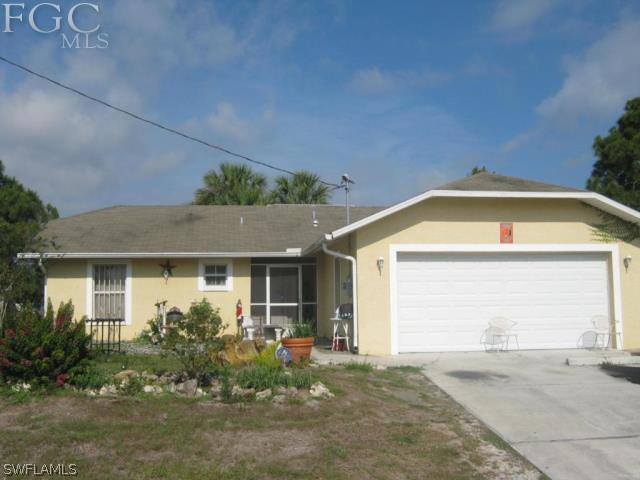 908 Naples Ave., Lehigh Acres, FL 33974