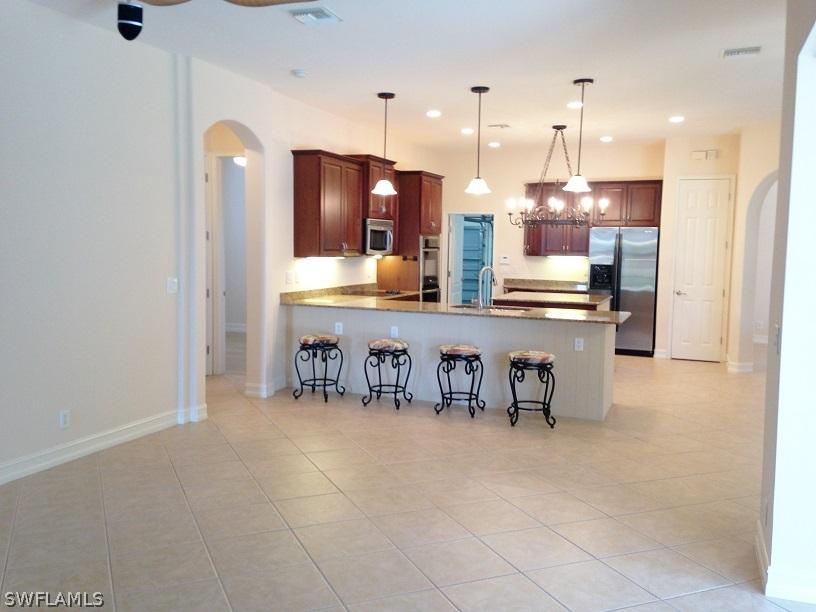 2811 SW 33rd St., Cape Coral, FL 33914