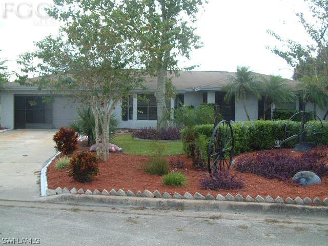 248 Ground Dove Cir., Lehigh Acres, FL 33936
