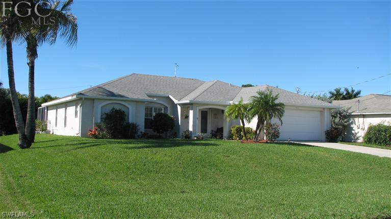 4622 SW 17th Pl., Cape Coral, FL 33914