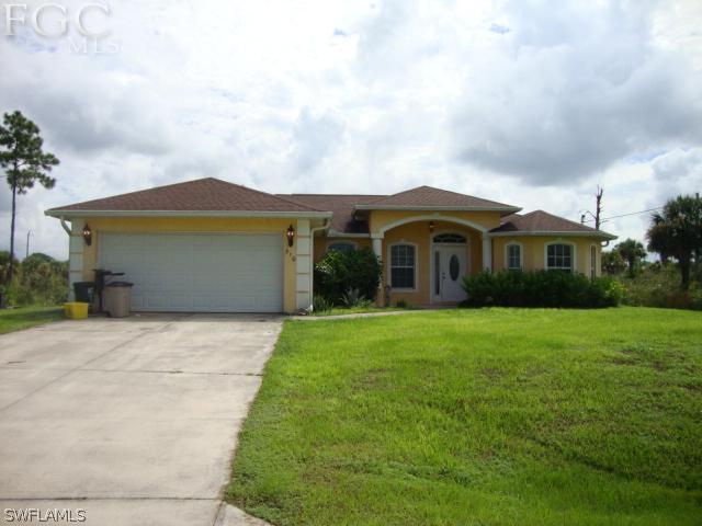 510 Hibiscus Ave., Lehigh Acres, FL 33972