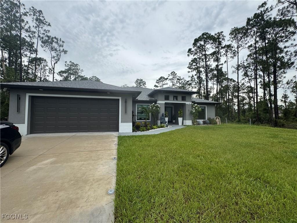 1119 Edison Ave., Lehigh Acres, FL 33972