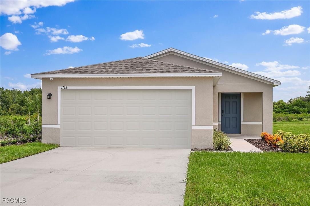 876 Friendship Cir., Labelle, FL 33935