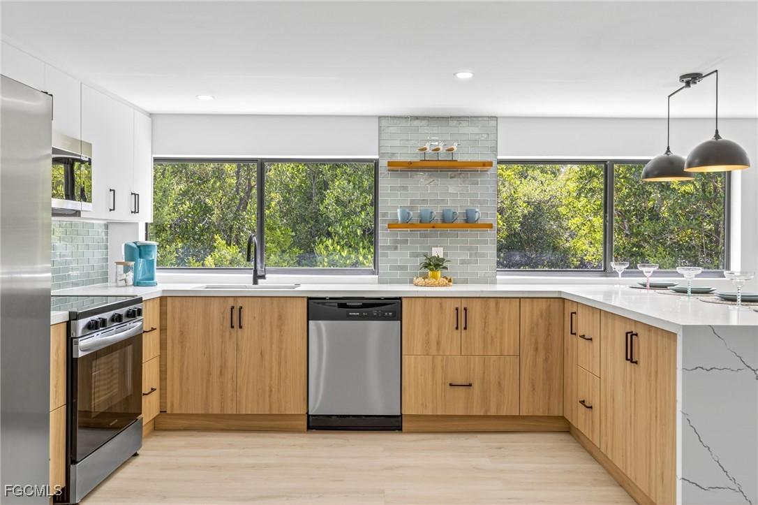 1105 Skiff Pl., Sanibel, FL 33957