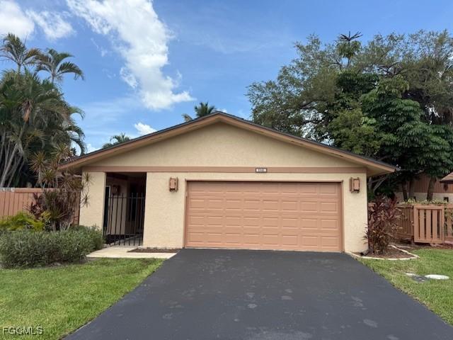 6441 Royal Woods Dr., Fort Myers, FL 33908
