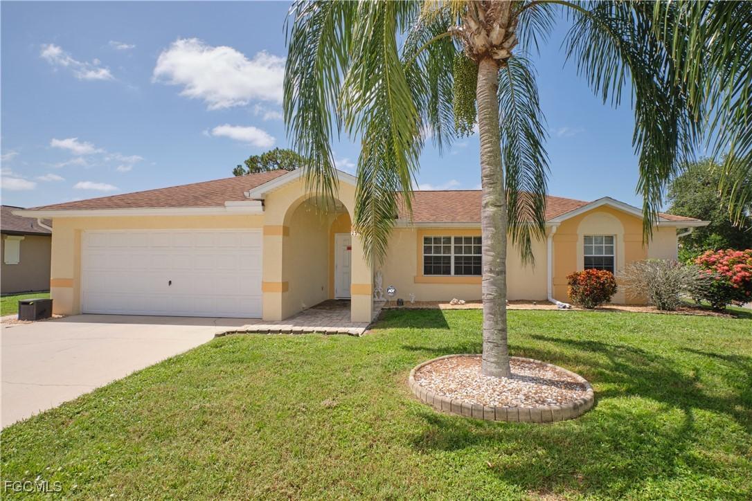 2519 6th St., Lehigh Acres, FL 33971