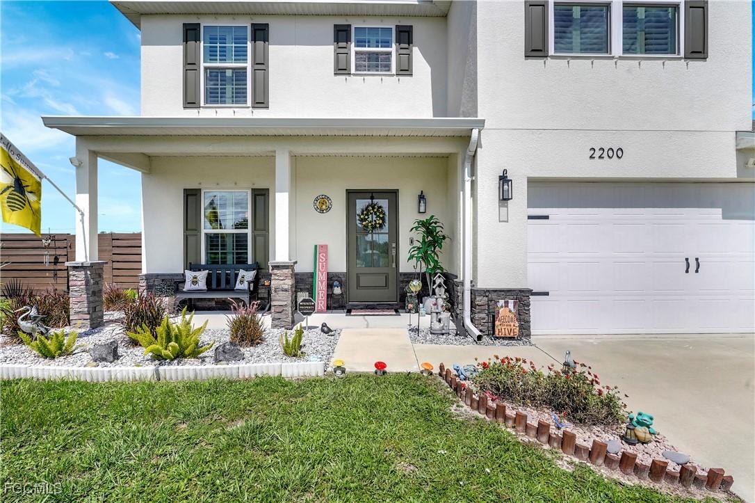 2200 NE Juanita Pl., Cape Coral, FL 33909