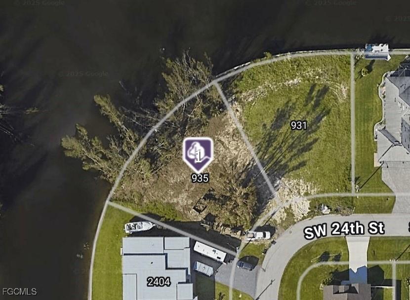 935 SW 24th St., Cape Coral, FL 33991