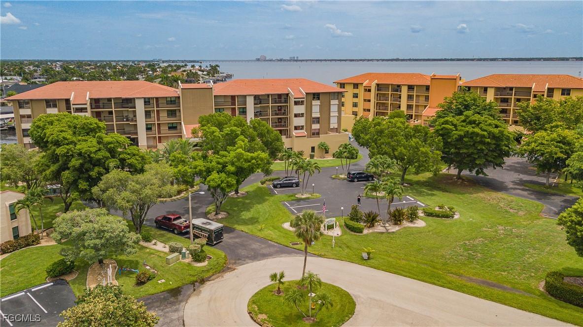 4013 SE 20th Pl. #205, Cape Coral, FL 33904
