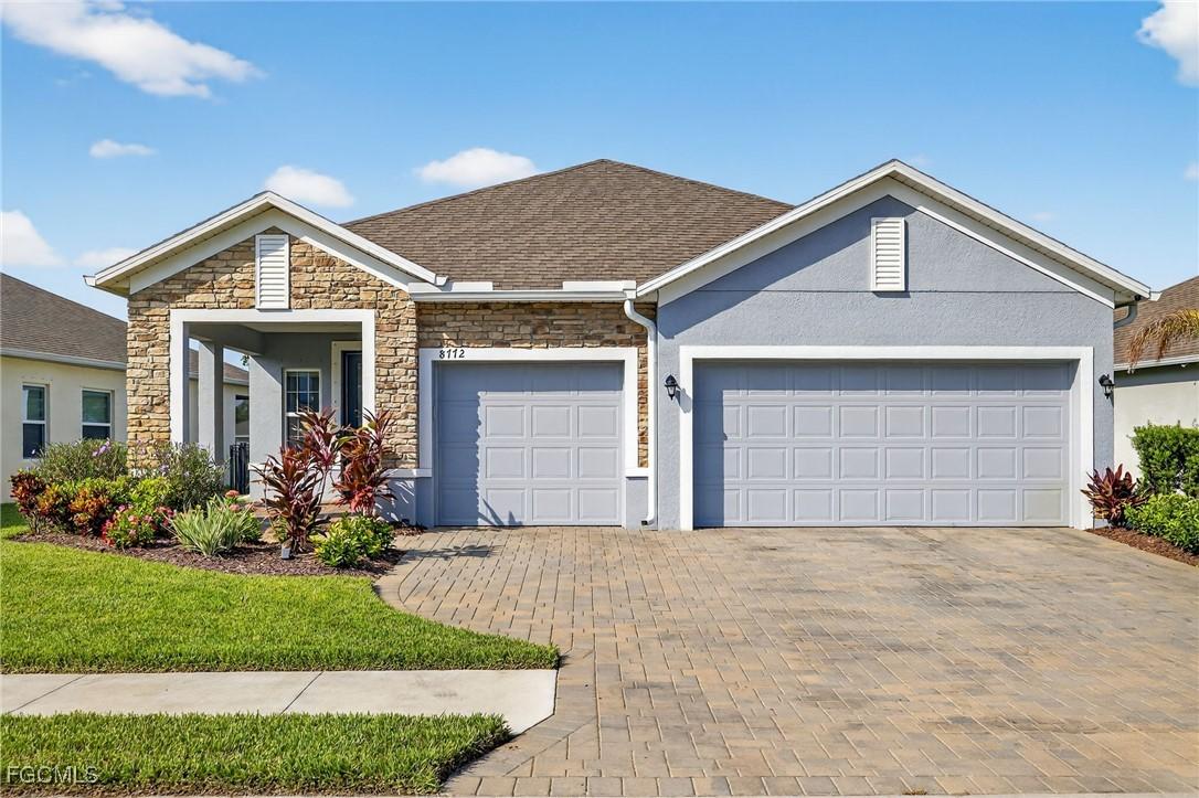 8772 Cascade Price Cir., North Fort Myers, FL 33917