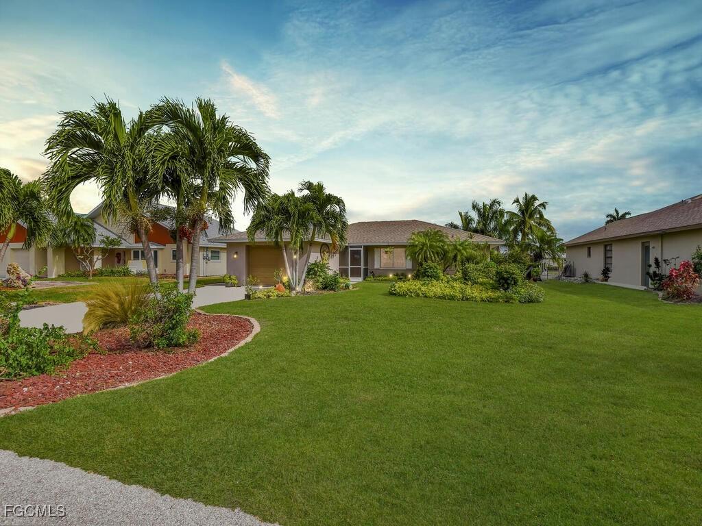 6156 Cocos Dr., Fort Myers, FL 33908