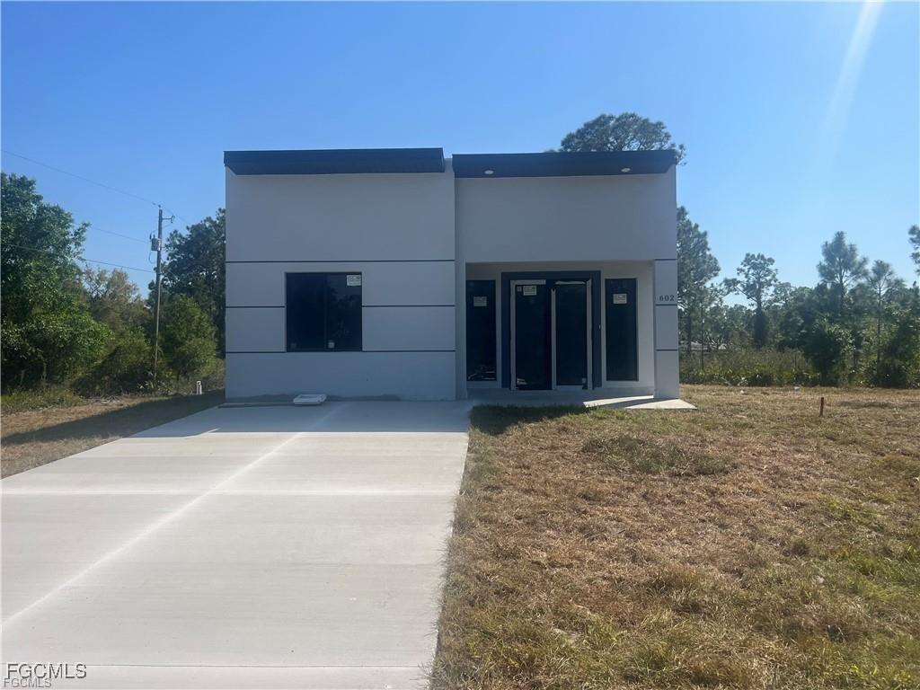 602 E 13th St., Lehigh Acres, FL 33972