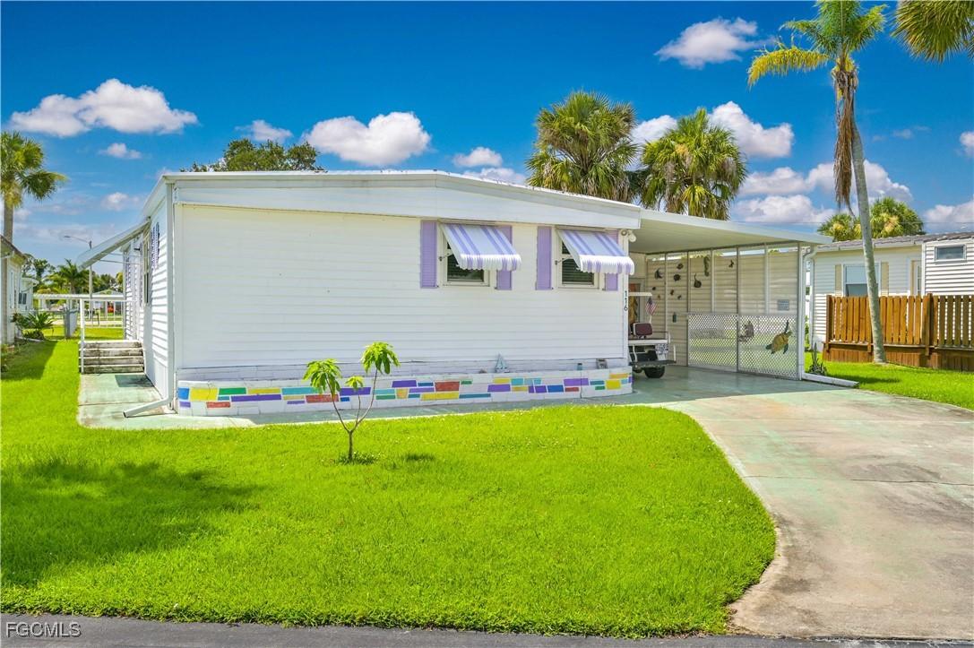 116 Overland Tr., North Fort Myers, FL 33917