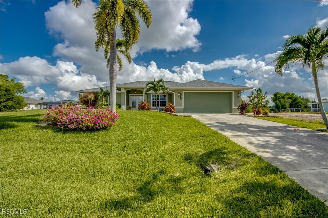 1305 SW 24th St., Cape Coral, FL 33991