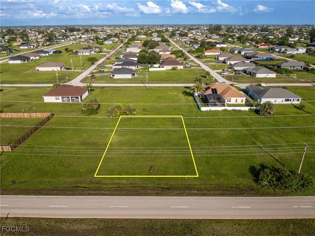 816 El Dorado Blvd., Cape Coral, FL 33993
