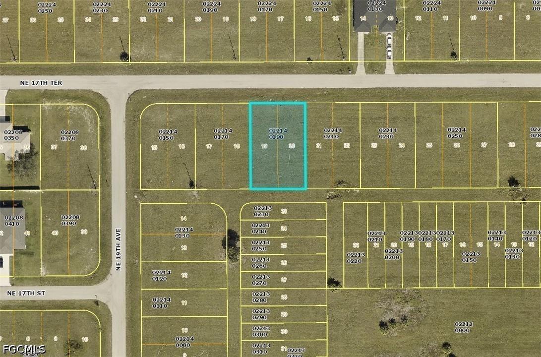 1910 NE 17th Ter., Cape Coral, FL 33909