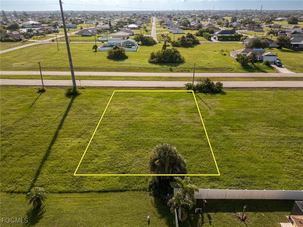 828 El Dorado Blvd., Cape Coral, FL 33993