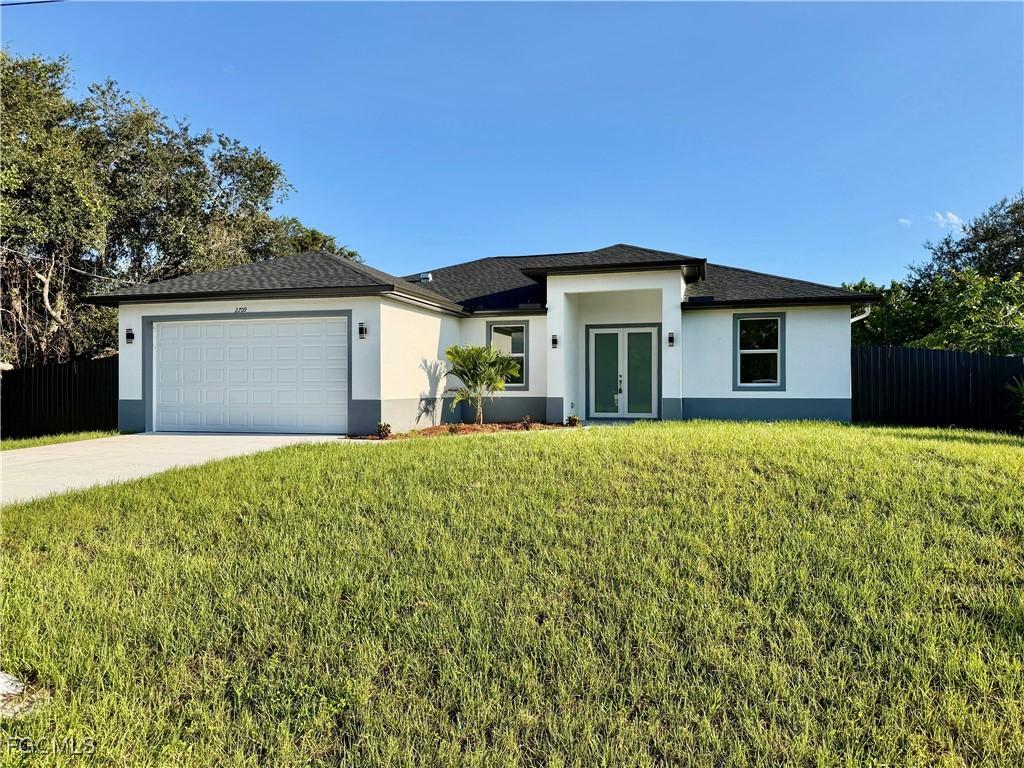 2709 Darlene Pl., Lehigh Acres, FL 33971
