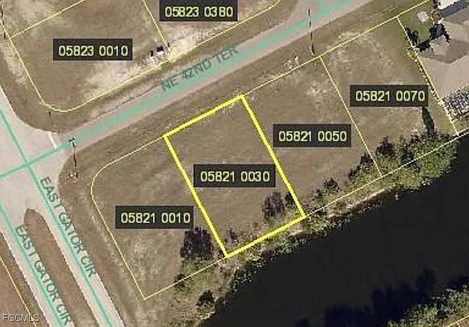 1926 NE 42nd Ter., Cape Coral, FL 33909