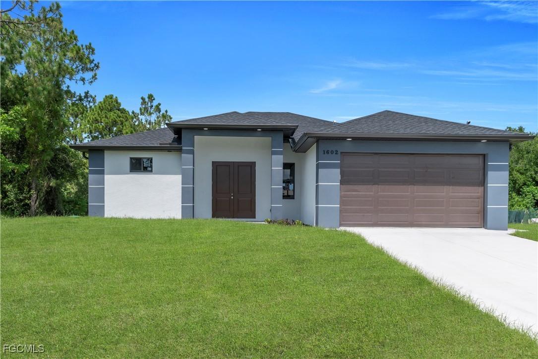 1602 Inez Ave., Lehigh Acres, FL 33976