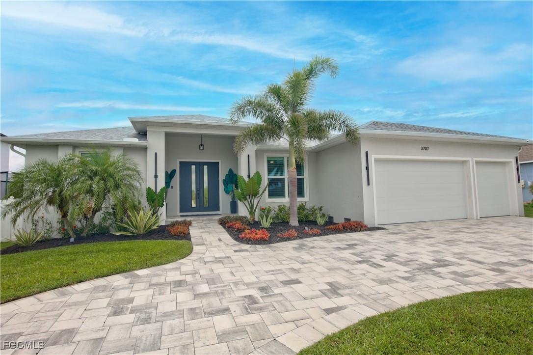 3707 Oasis Blvd., Cape Coral, FL 33914