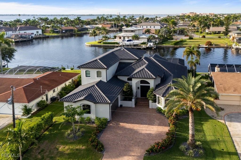 1950 SE 36th St., Cape Coral, FL 33904