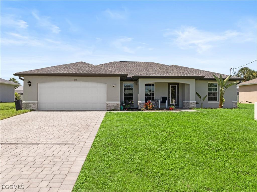 834 NE Van Loon Ln., Cape Coral, FL 33909
