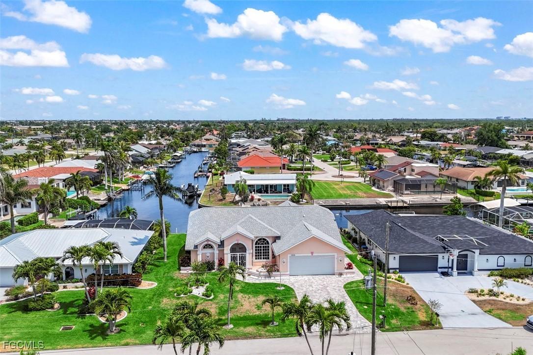 2029 SE 27th Ter., Cape Coral, FL 33904