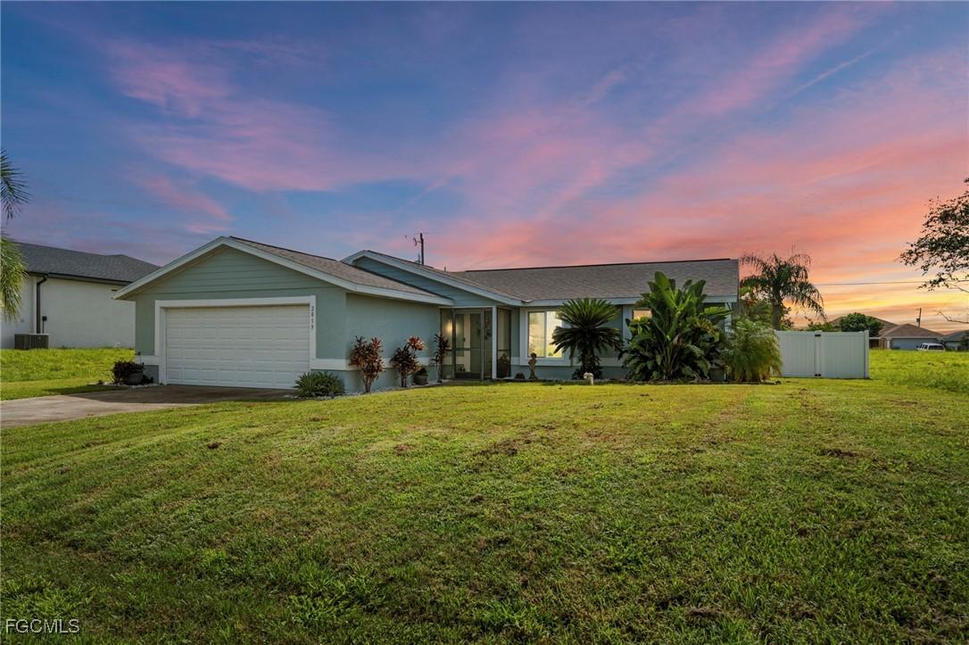 2019 NE 9th Pl., Cape Coral, FL 33909