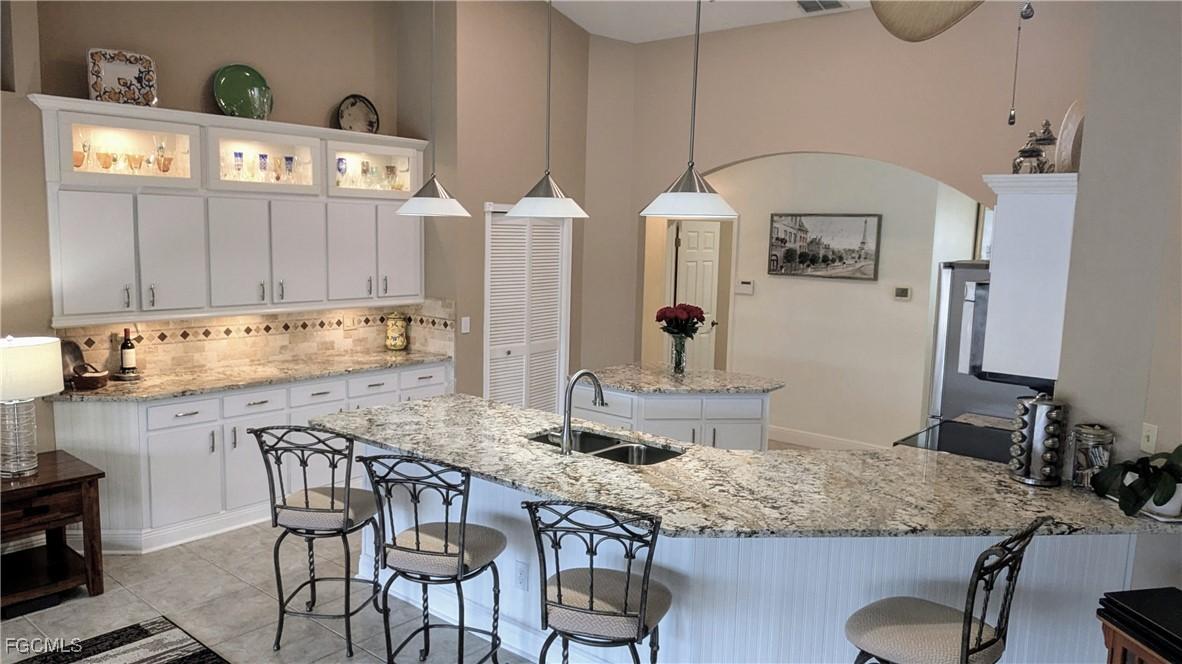 5471 Harborage Dr., Fort Myers, FL 33908