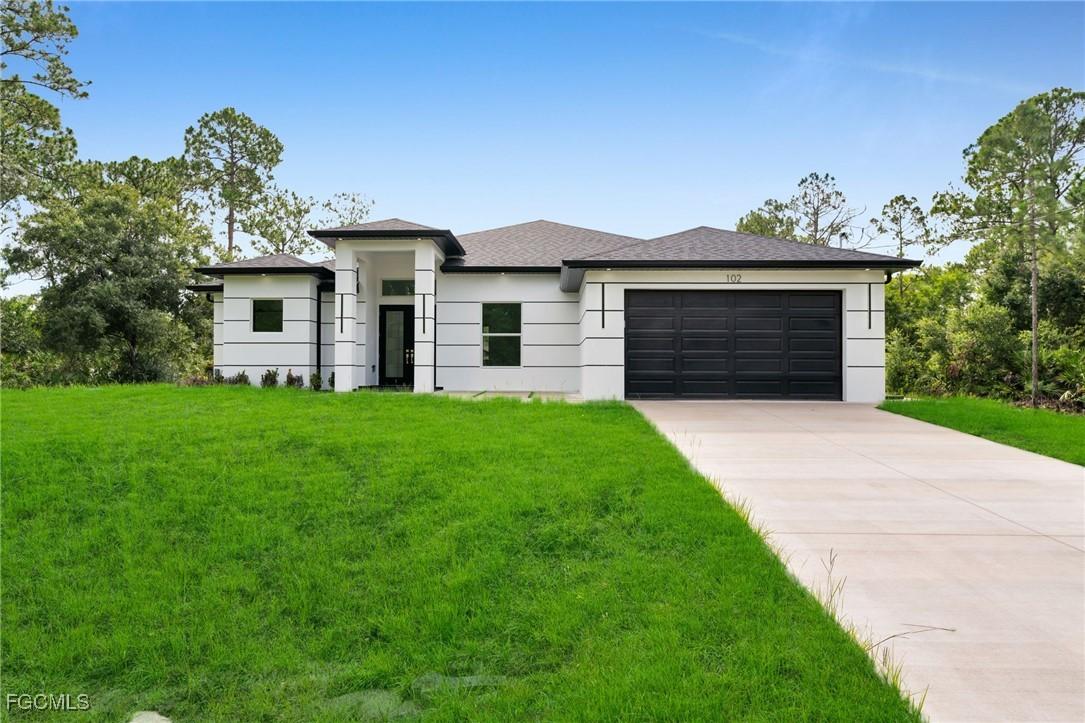 102 Grant Ave., Lehigh Acres, FL 33936