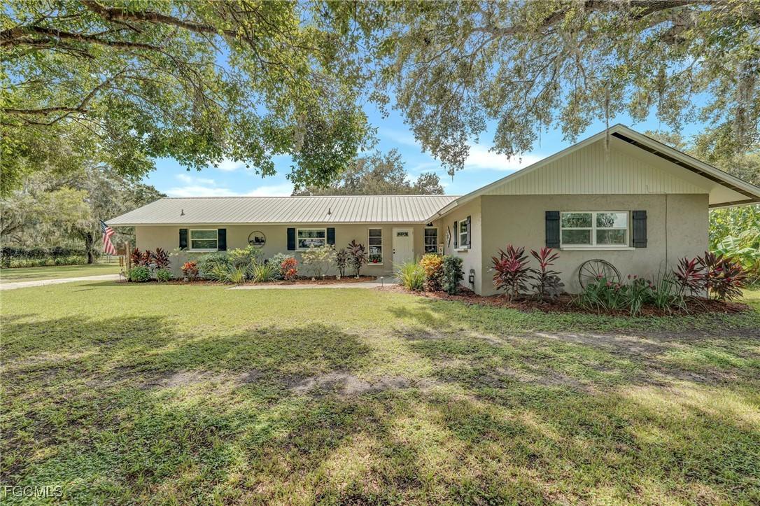 1133 Crescent Ave., Labelle, FL 33935