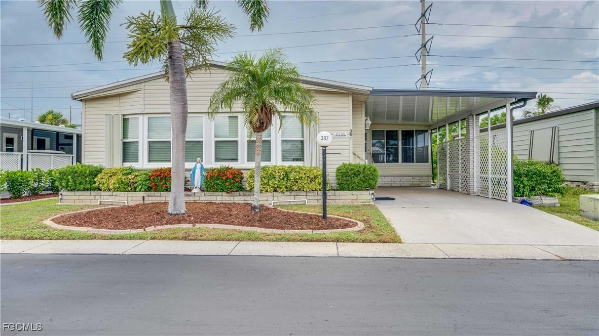 387 Horizon Dr., North Fort Myers, FL 33903