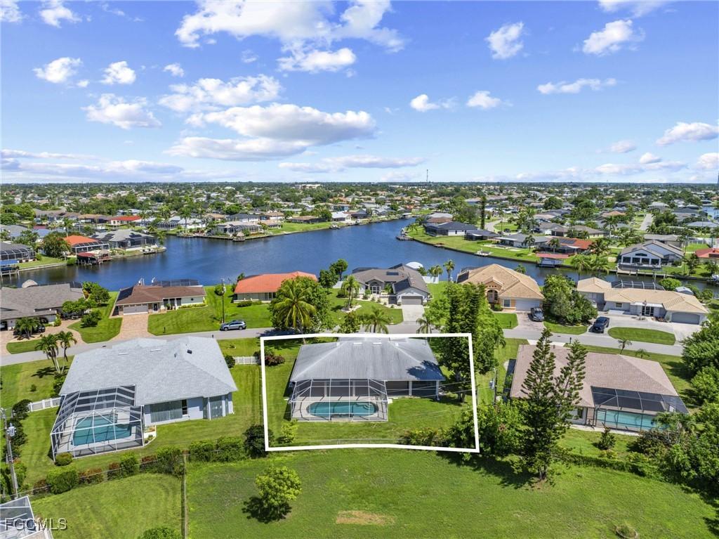 1002 SE 17th St., Cape Coral, FL 33990