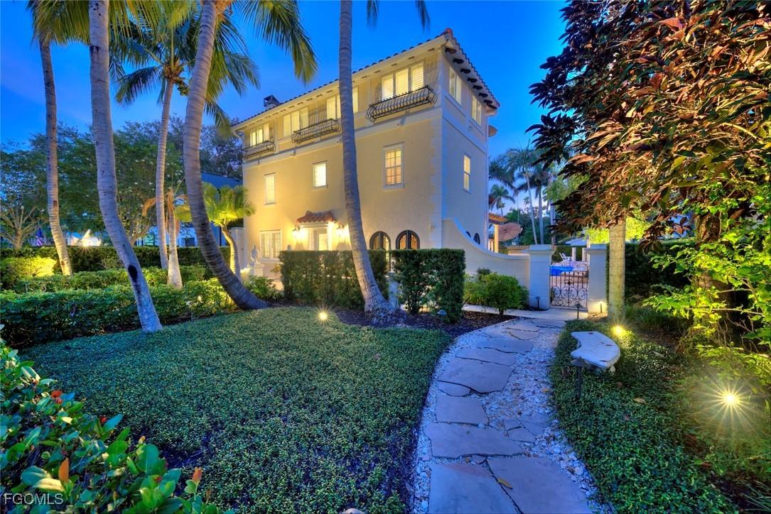 1226 Wales Dr., Fort Myers, FL 33901