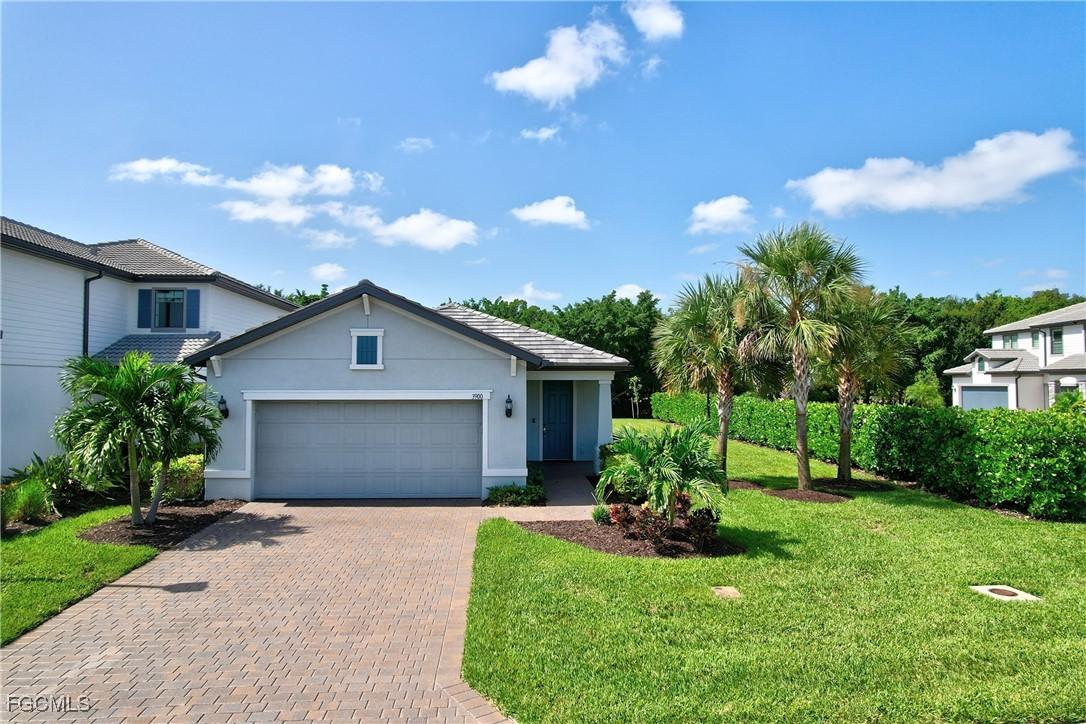 3900 Black Eagle Ln., Fort Myers, FL 33966