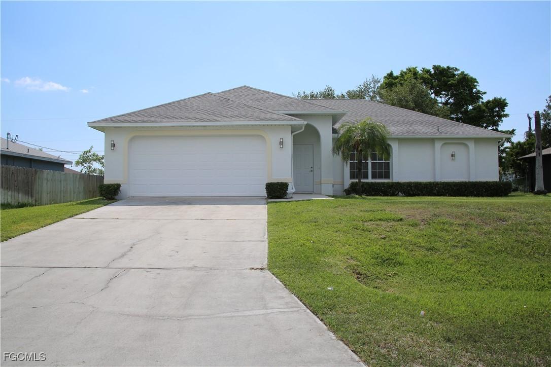 1716 NE 6th Pl., Cape Coral, FL 33909