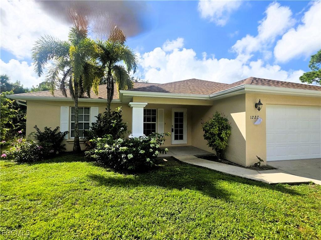 1222 Howell St., Lehigh Acres, FL 33974