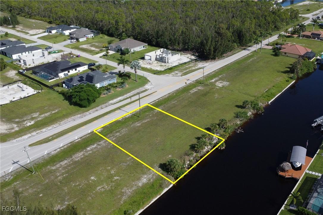 2205 Old Burnt Store Rd., Cape Coral, FL 33993