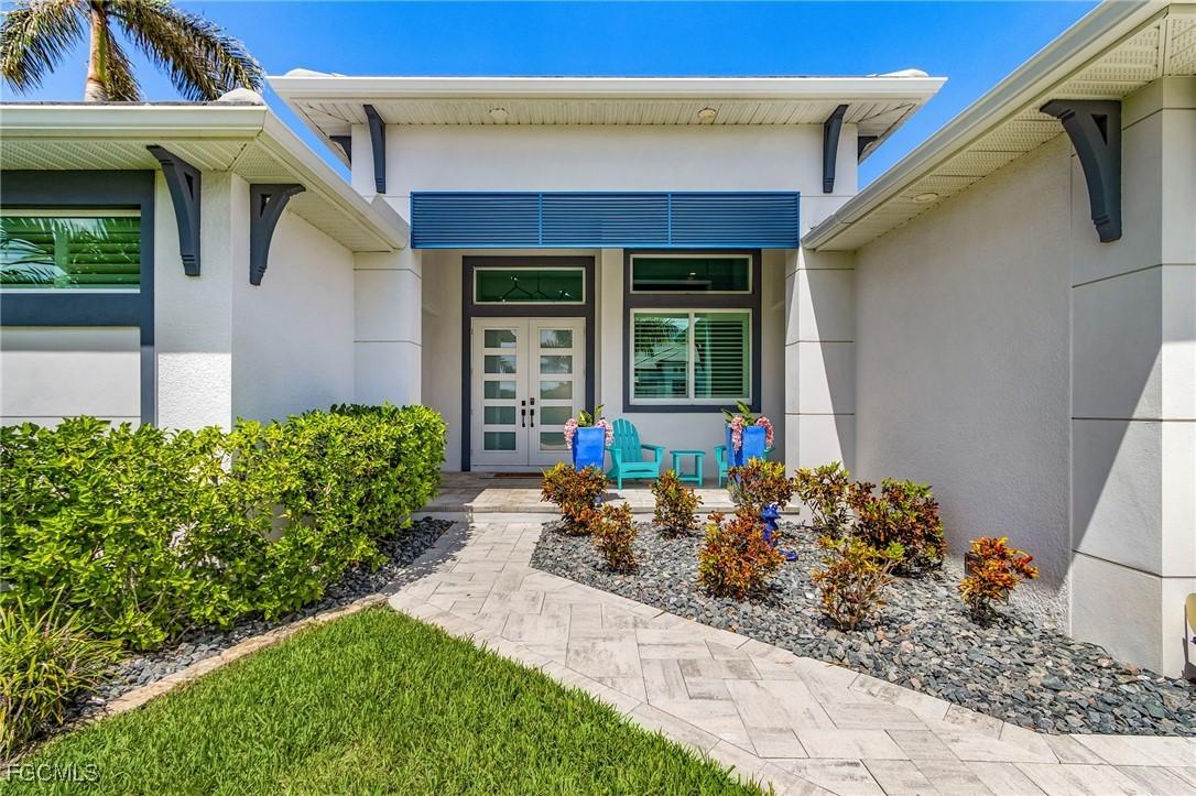 5338 Colonade Ct., Cape Coral, FL 33904