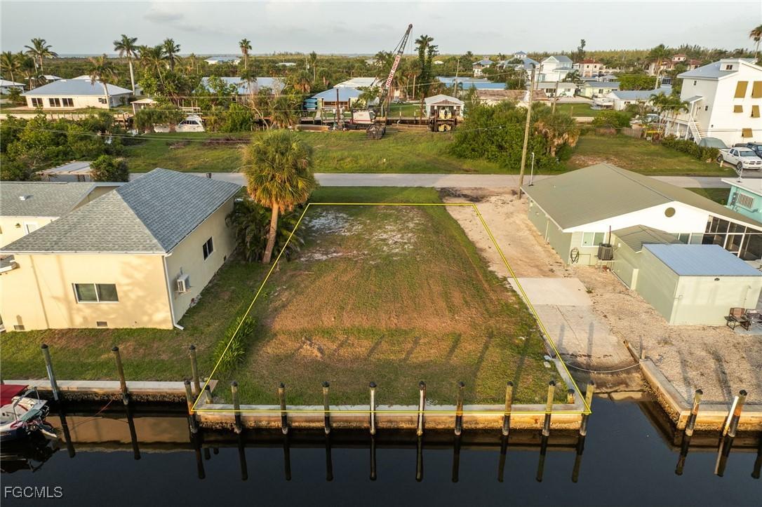 16351 Porto Bello St., Bokeelia, FL 33922