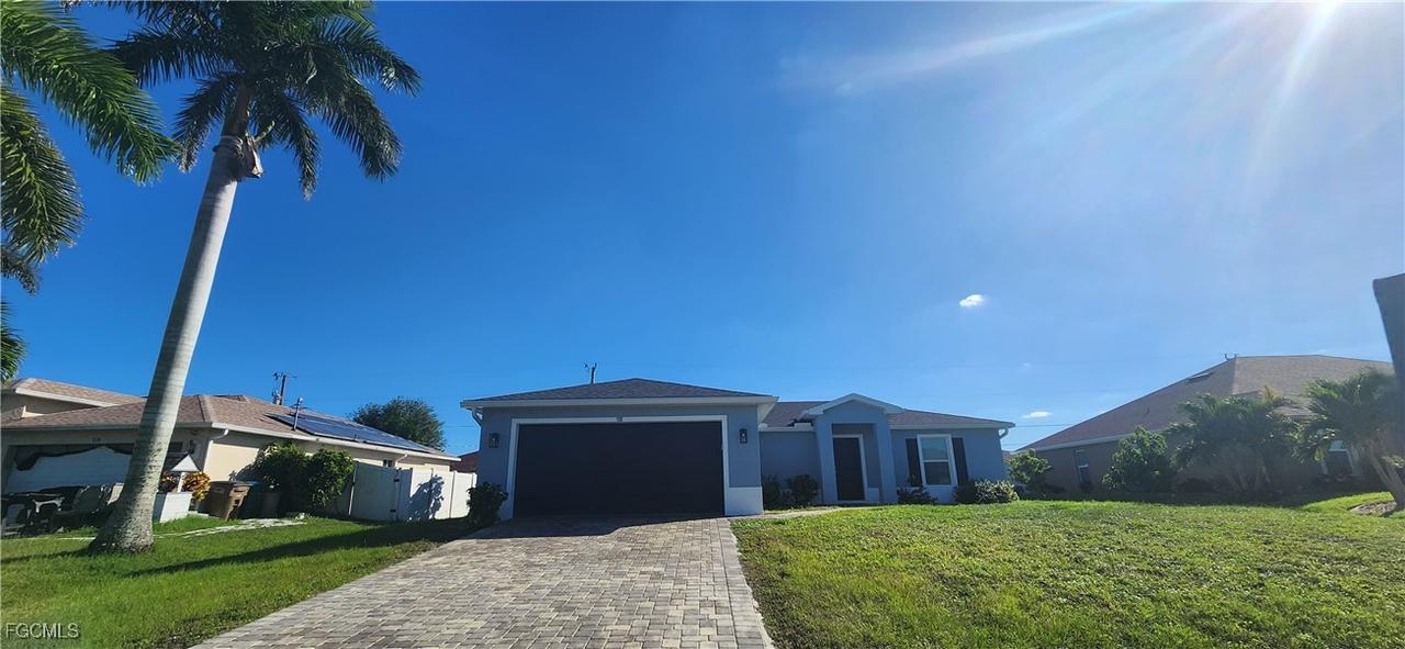 318 NW 14th St., Cape Coral, FL 33993