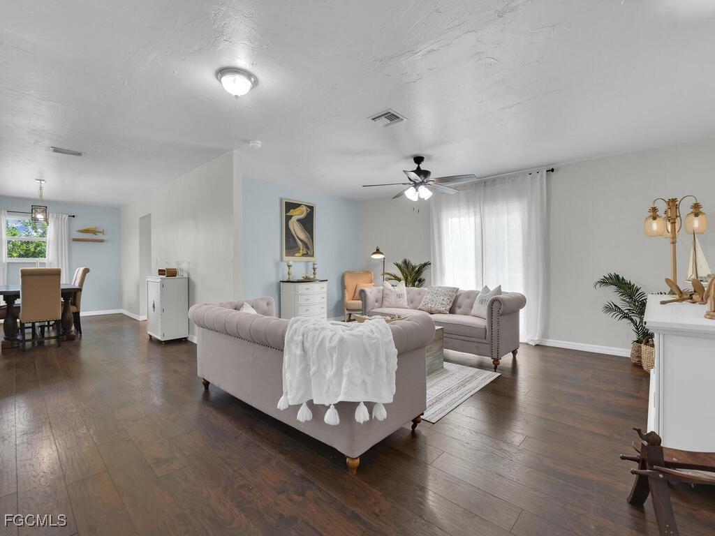 813 Fitch Ave., Lehigh Acres, FL 33972