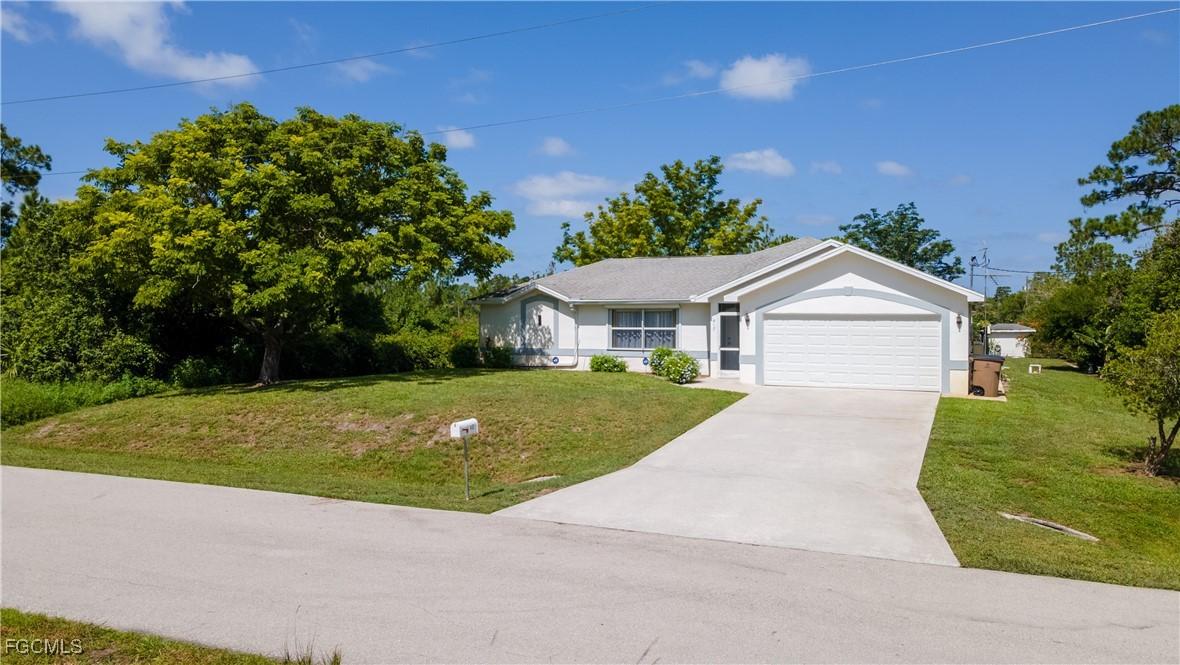 417 Irving Ave., Lehigh Acres, FL 33972