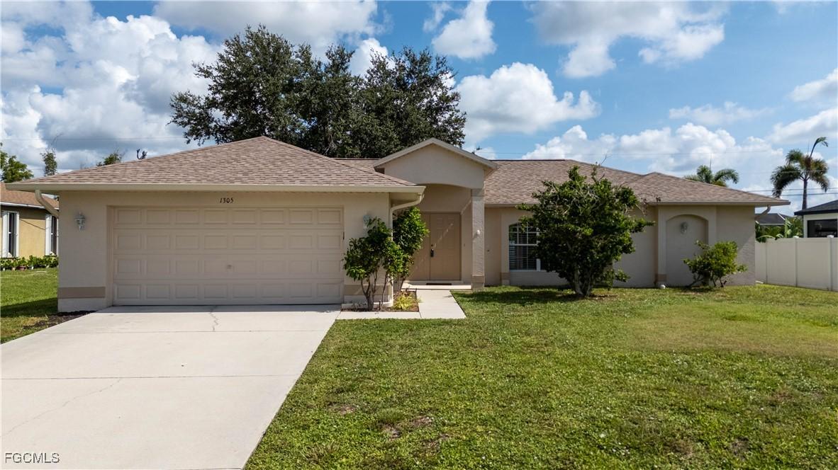 1305 SW 29th St., Cape Coral, FL 33914