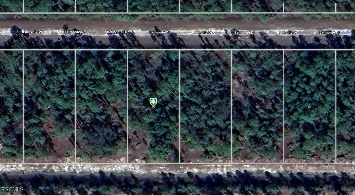 909 Belmonte Dr., Indian Lake Estates, FL 33855