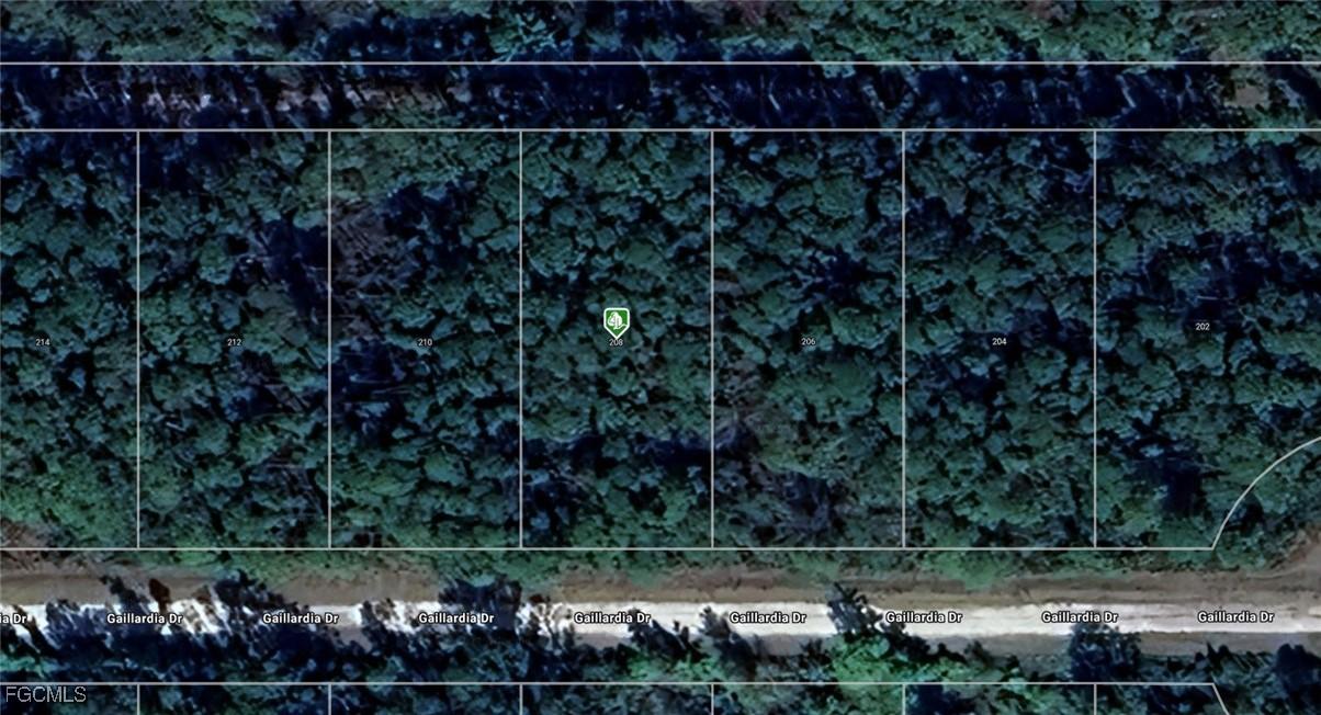 208 Gallardia Dr., Indian Lake Estates, FL 33855