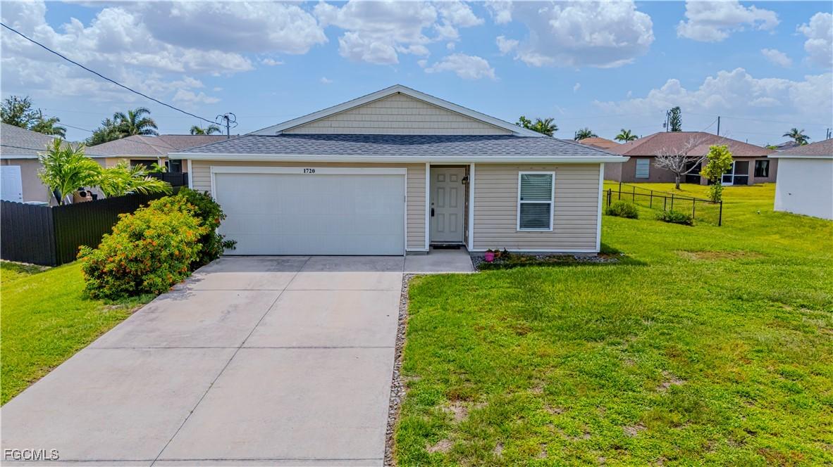 1720 NW 11th Pl., Cape Coral, FL 33993