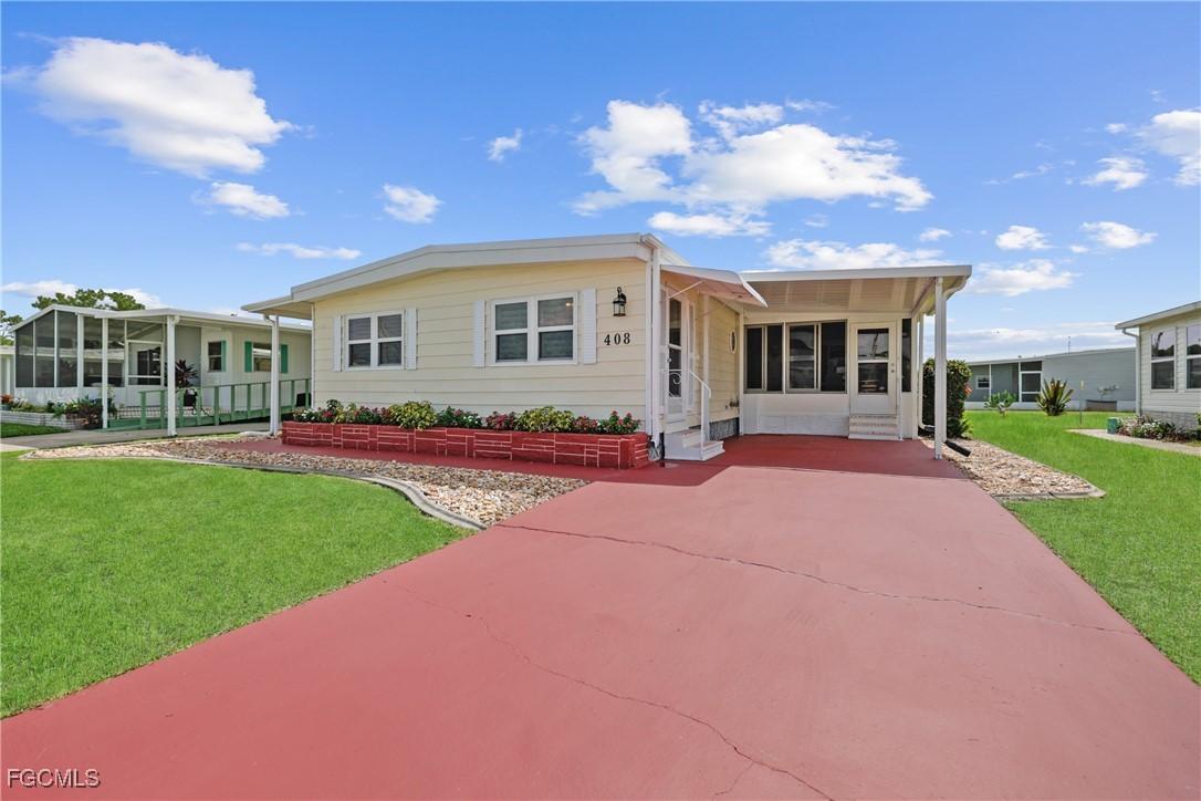 408 Timber Ln., North Fort Myers, FL 33917