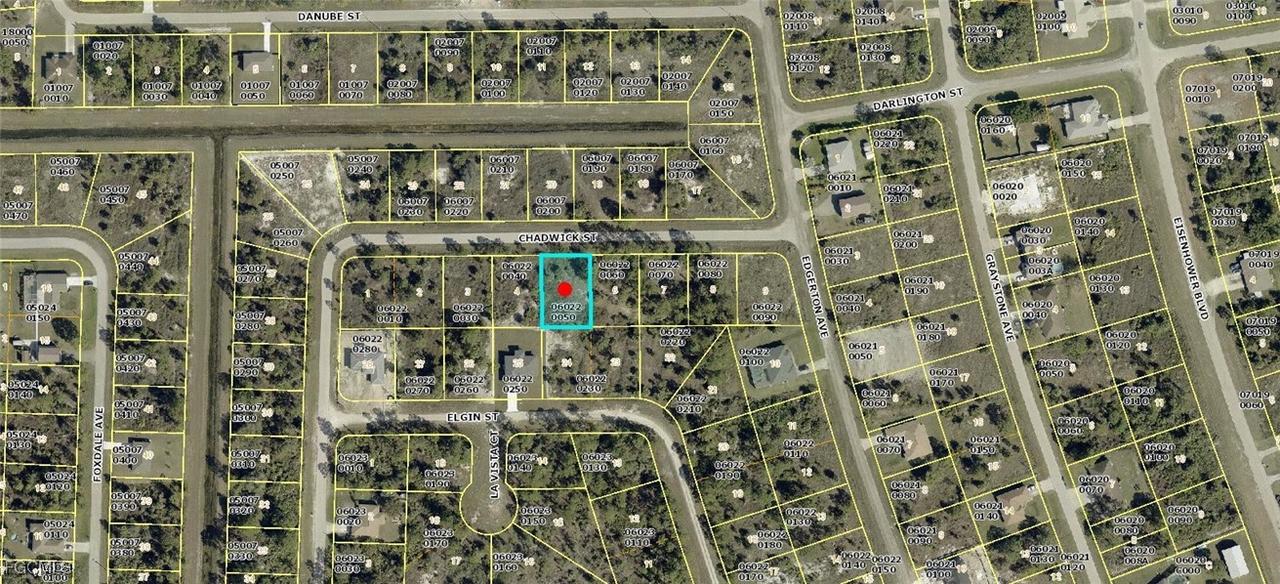 947 Chadwick St., Lehigh Acres, FL 33974